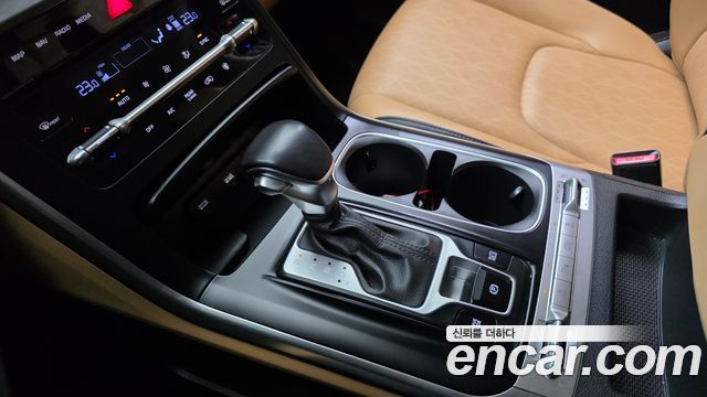 Kia Canival 2022 — photo 12