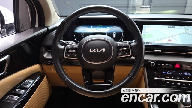 Kia Canival 2022 — photo 19