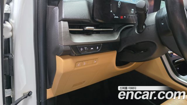 Kia Canival 2022 — photo 21