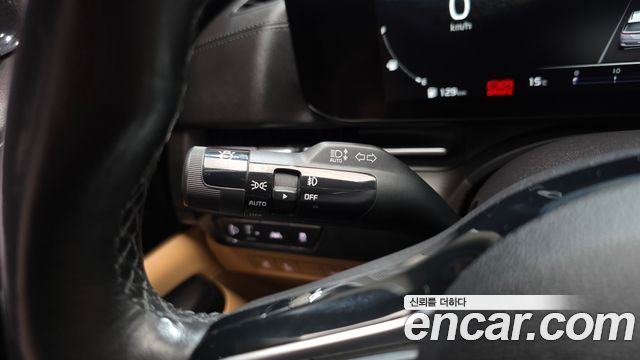 Kia Canival 2022 — photo 22