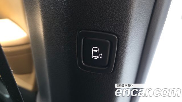 Kia Canival 2022 — photo 27