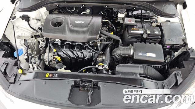 Hyundai AVANTE 2016 — photo 6