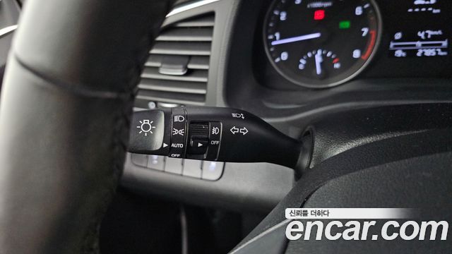 Hyundai AVANTE 2016 — photo 33