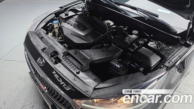 Kia K7 2017 — photo 6