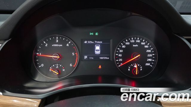 Kia K7 2017 — photo 8