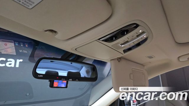 Kia K7 2017 — photo 17