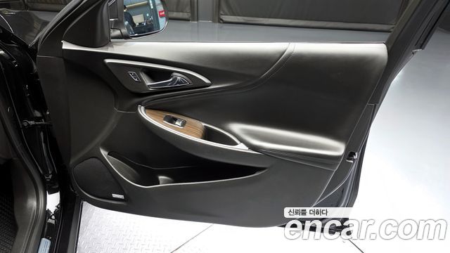 Chevrolet Korea Malibu 2017 — photo 14