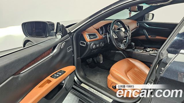 Maserati Ghibli 2014 — photo 10