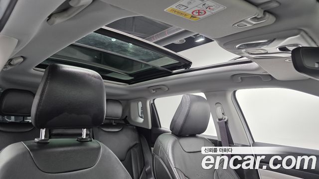 Jeep Compass 2022 — photo 19