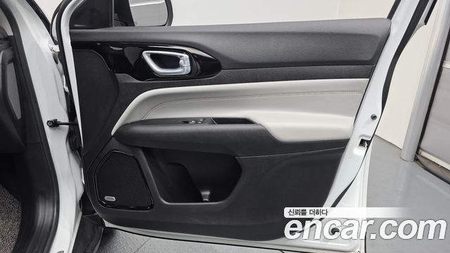 Jeep Compass 2022 — photo 33