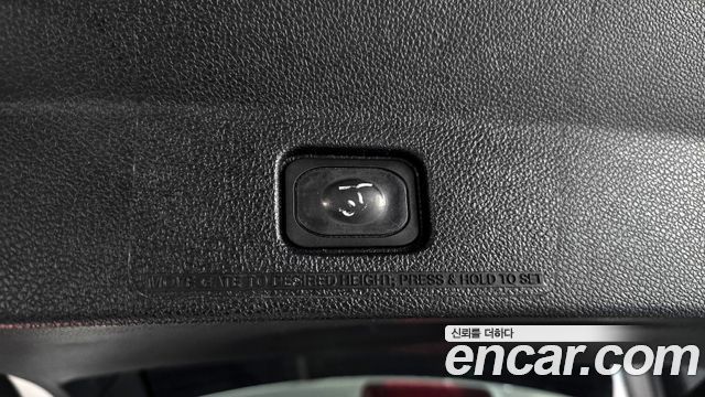 Ford Explorer 2018 — photo 26