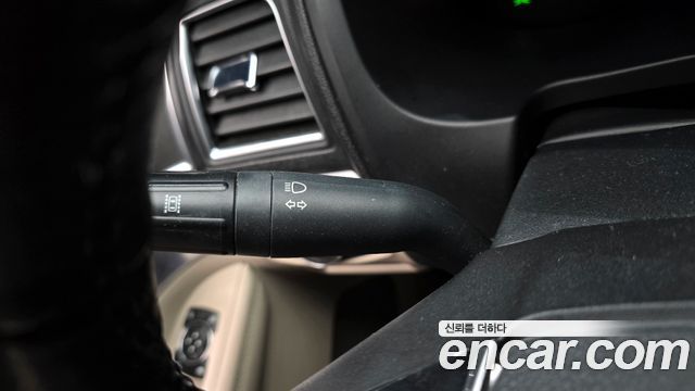 Ford Explorer 2018 — photo 32