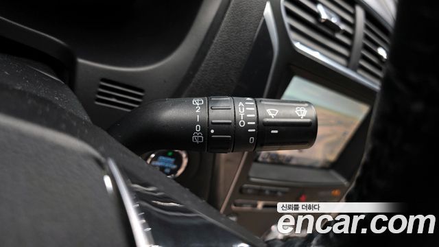 Ford Explorer 2018 — photo 35