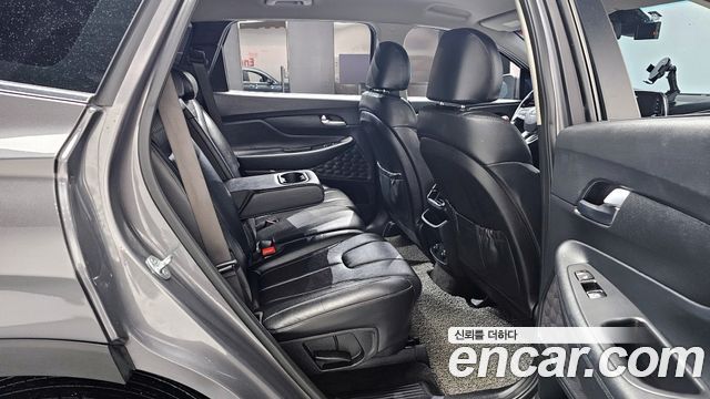 Hyundai Santafe 2020 — photo 11
