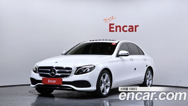 Mercedes-Benz E-Class 2017 — photo 1