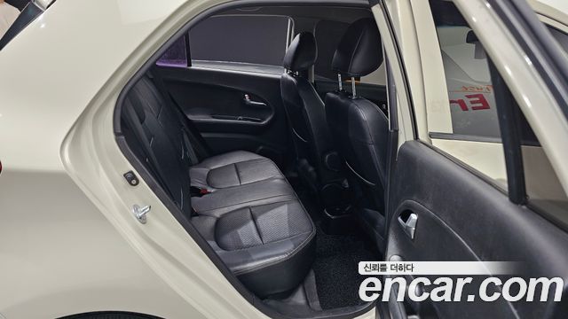 Kia morning 2012 — photo 17