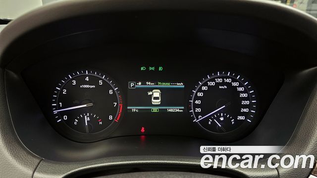 Genesis G80 2017 — photo 11
