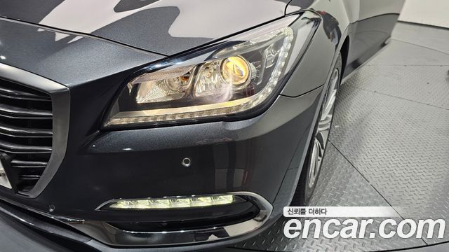 Genesis G80 2017 — photo 8
