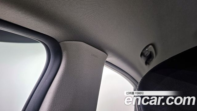 Genesis G80 2017 — photo 33