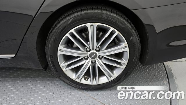 Genesis G80 2018 — photo 7