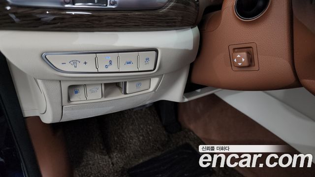 Genesis G90 2021 — photo 16