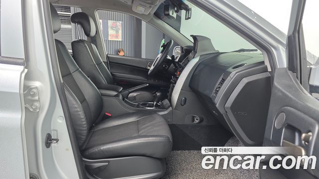 KG Mobility KORANDO 2013 — photo 17