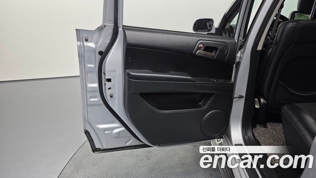 KG Mobility KORANDO 2013 — photo 15