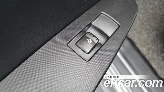 KG Mobility KORANDO 2013 — photo 28