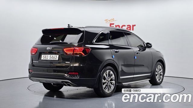 Kia Sorento 2018 — photo 2