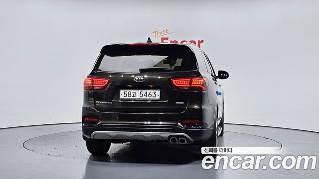 Kia Sorento 2018 — photo 4