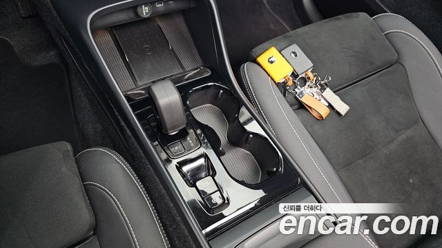 Volvo XC40 2025 — photo 12