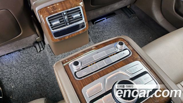Kia K9 2019 — photo 19