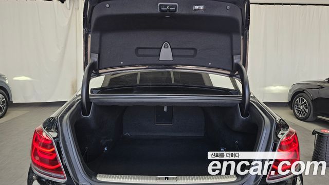 Kia K9 2019 — photo 20