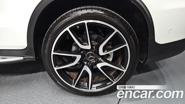 Mercedes-Benz GLC-Class 2018 — photo 7