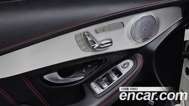 Mercedes-Benz GLC-Class 2018 — photo 14