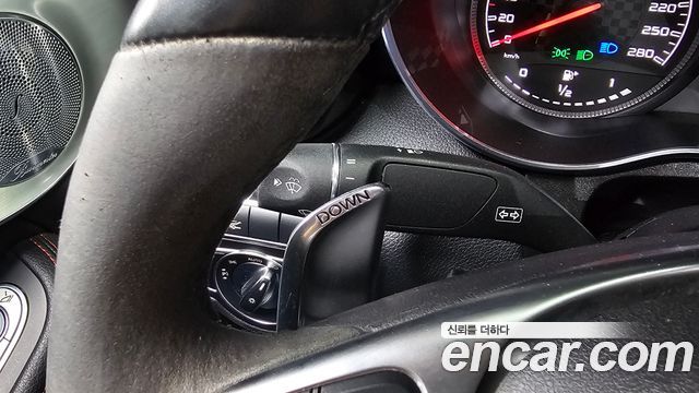 Mercedes-Benz GLC-Class 2018 — photo 30