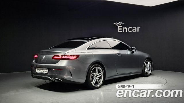 Mercedes-Benz E-Class 2019 — photo 2