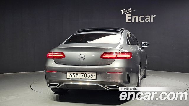 Mercedes-Benz E-Class 2019 — photo 4