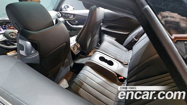 Mercedes-Benz E-Class 2019 — photo 10
