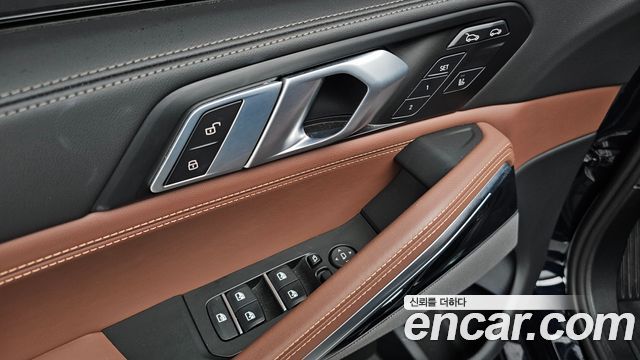 BMW X6 2025 — photo 28