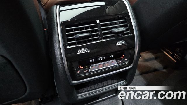 BMW X6 2025 — photo 29