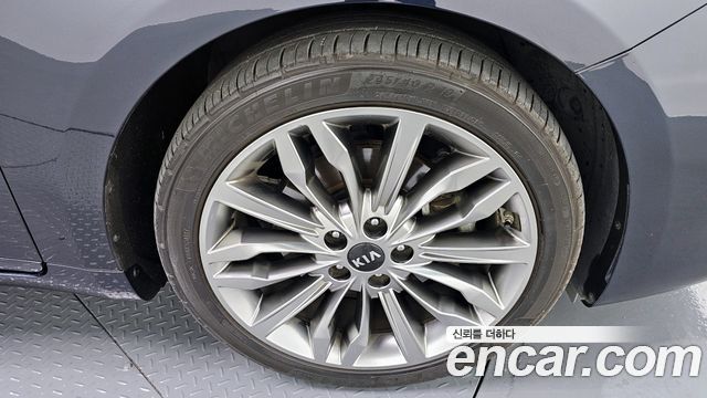 Kia K7 2020 — photo 7