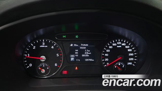 Kia Sorento 2018 — photo 8