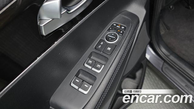Kia Sorento 2018 — photo 12
