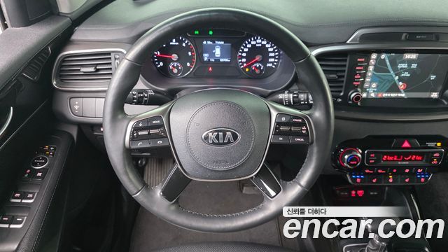 Kia Sorento 2018 — photo 13