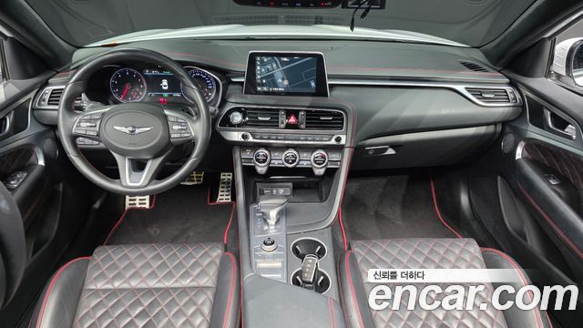 Genesis G70 2018 — photo 10