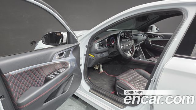 Genesis G70 2018 — photo 13