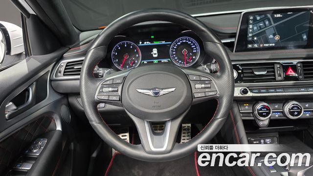Genesis G70 2018 — photo 19