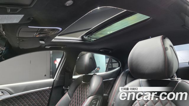 Genesis G70 2018 — photo 25