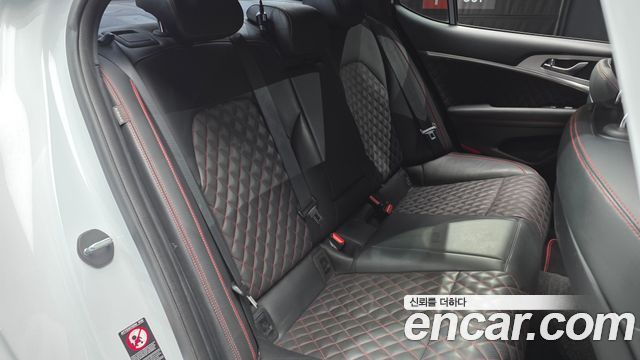 Genesis G70 2018 — photo 16
